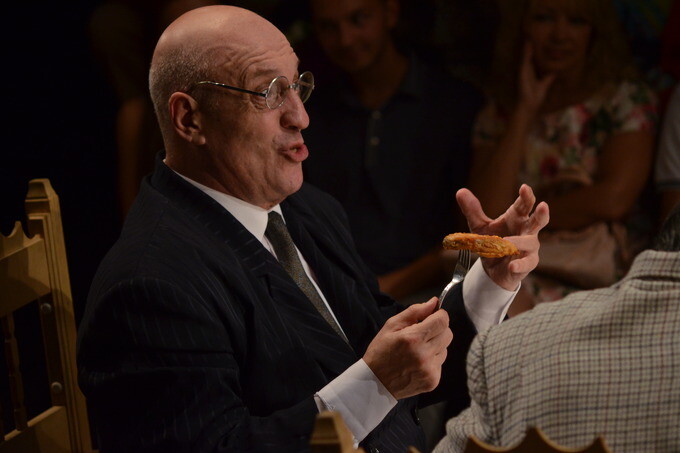 Склеится-слюбится: открытие юбилейного сезона в «Ильхоме»