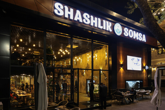Shashlik Somsa: вкусная узбекская еда в стильном европейском интерьере