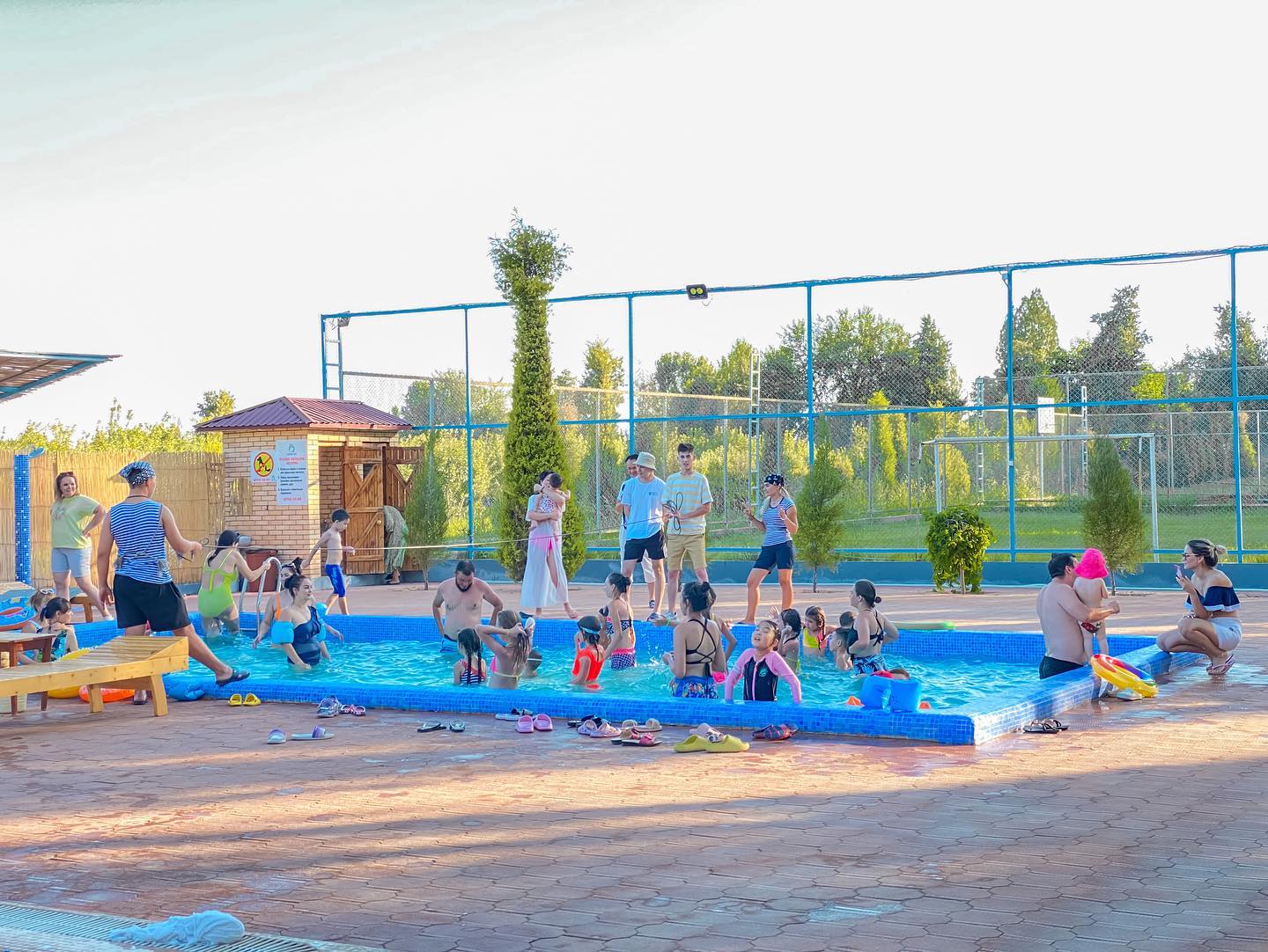 Meksikada dam olish 2-mavsum: Amina va Zhenya bilan jinsiy aloqa