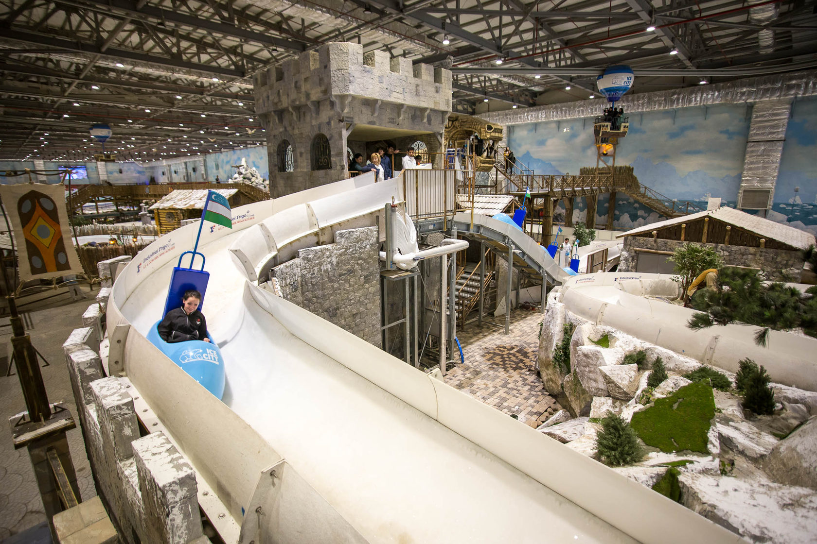 Next ice. леска некст. парк в ташкенте айс сити. трц next. туалетная вода city ice fresh.