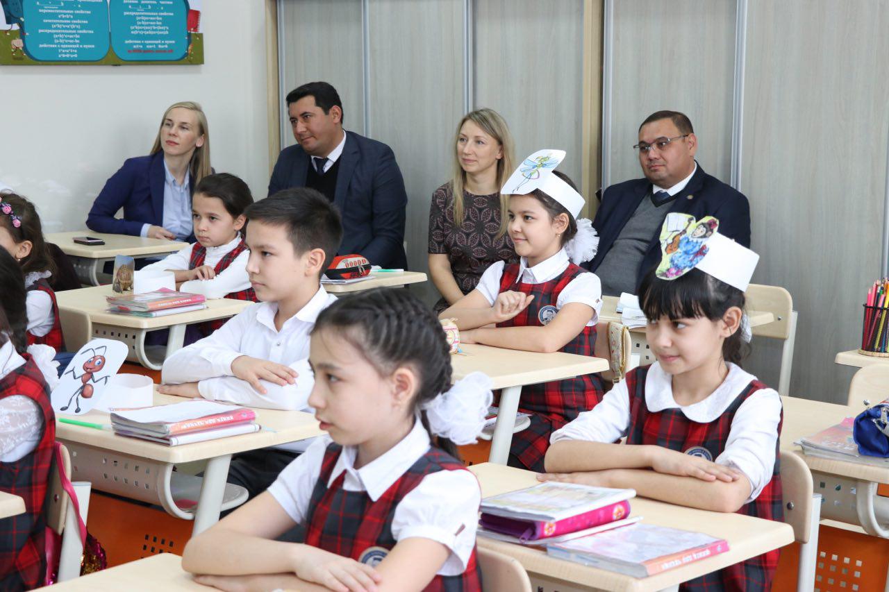 Vosiq International School в Ташкенте. Школа ВОСИК В Ташкенте частная. Школа Хумо Ташкент.