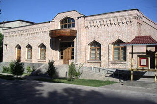 Ikuo Xirayama xalqaro madaniyat karvon saroyi