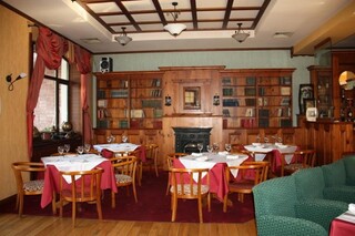 The Irish Pub & Restaurant