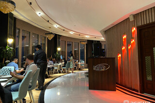 Koinot Restaurant