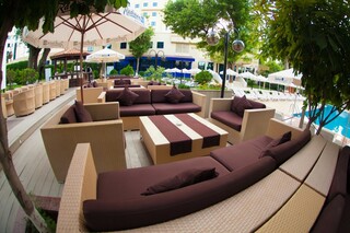 Aqua Bar