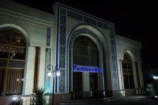 Marakanda Art Show Restaraunt