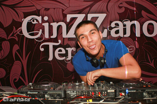 Take It Original / Cinzzano