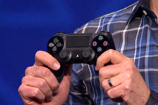Игровая консоль нового поколения Sony PlayStation 4