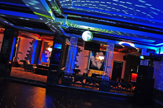 Monroe Night & Karaoke Club