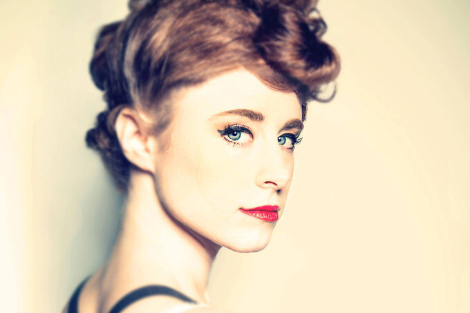 Kiesza, стеб Alt-J и дикие пляски от Jungle