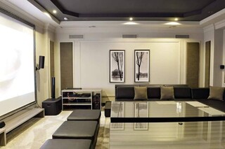 Mona Platinum Room's