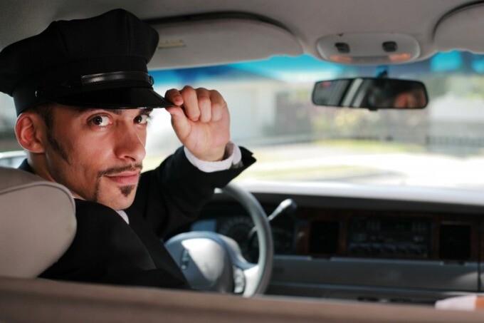 Самые известные мужчины Узбекистана за рулём Mytaxi