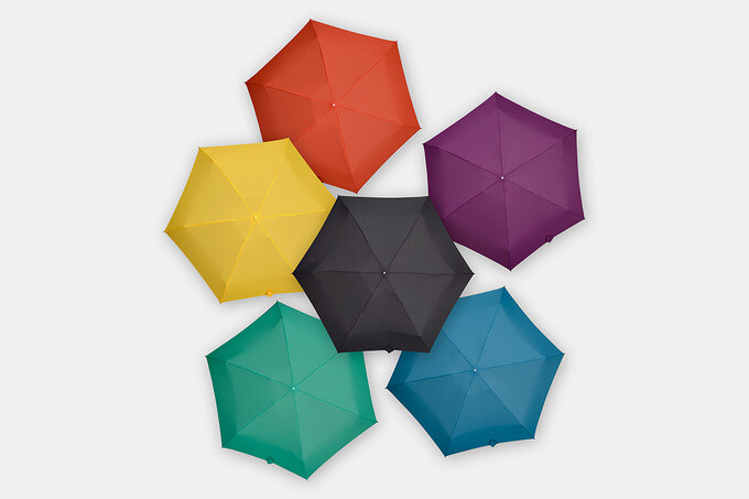 Samsonite выпустил ультралегкие миниатюрные зонты