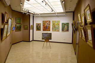 Zero Line Gallery