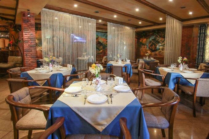 8 причин посетить ресторан Amphora