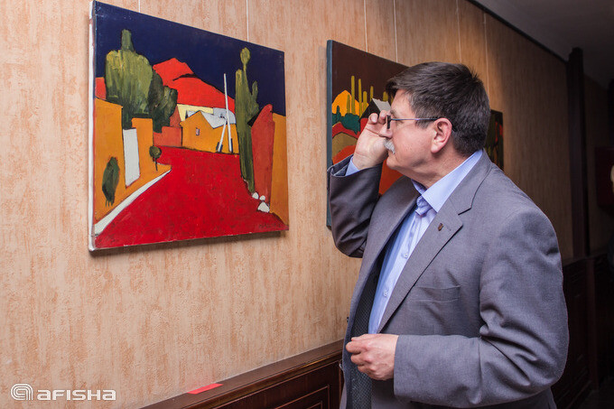 Жизнь в красном цвете: открылась выставка «Red…»