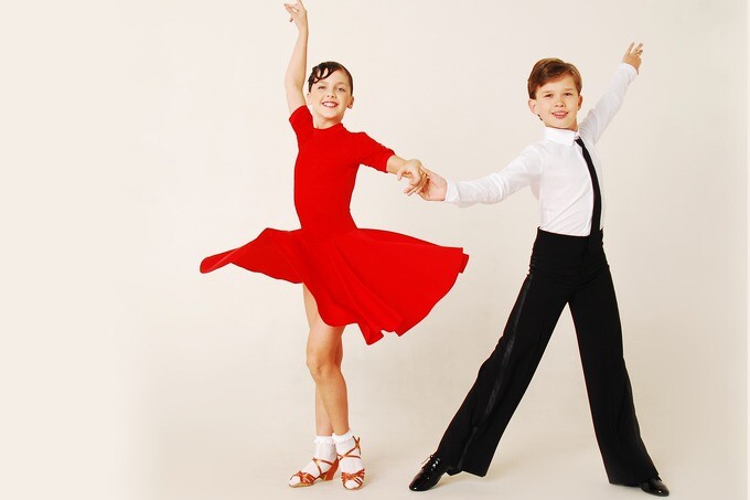 Бесплатный урок по бальным танцам в Merci Dance