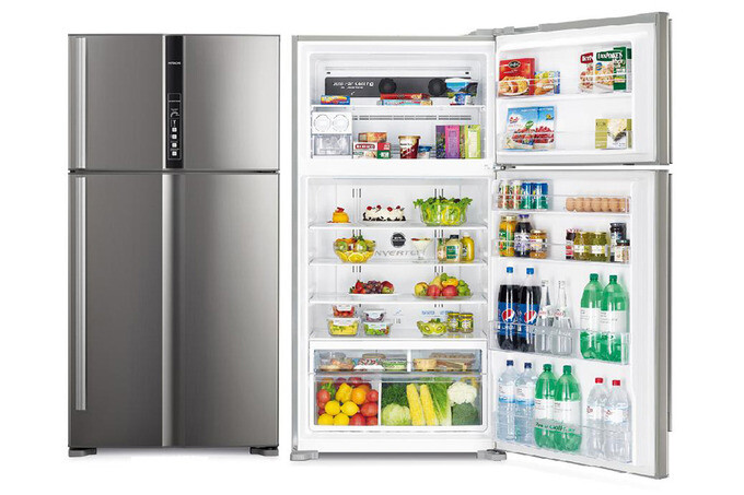 Покупателю холодильника Hitachi — продукты в подарок