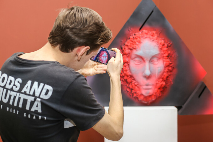 «Материя» глазами 24-летнего скульптора