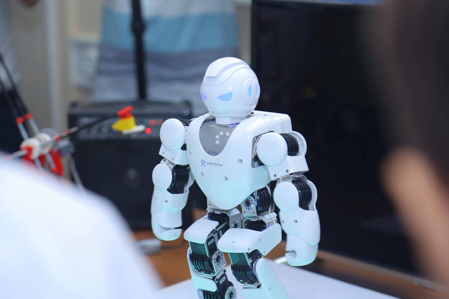 Впервые в Ташкенте прошел турнир по робототехнике