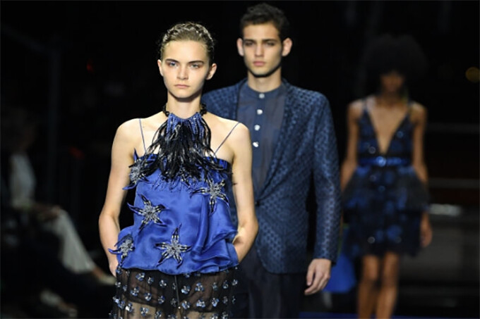 Emporio Armani представили весенне-летнюю коллекцию 2019