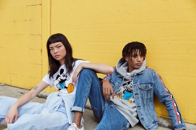 Культовые джинсы и легендарный Микки в новой коллекции Levi's