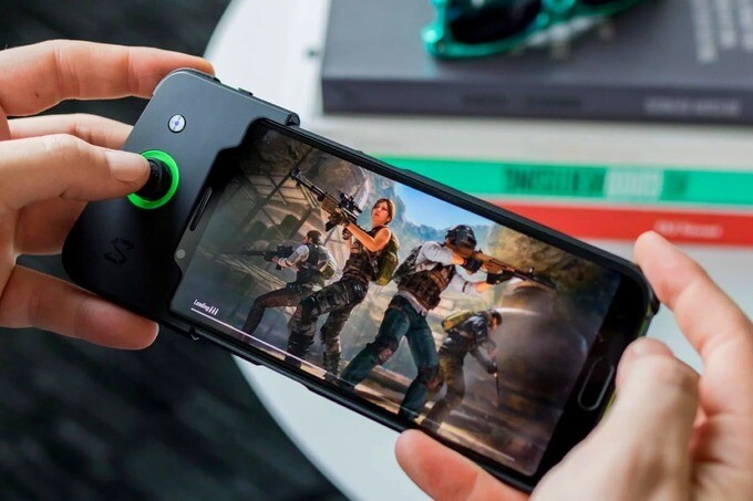 Xiaomi представила новый игровой смартфон Black Shark 2