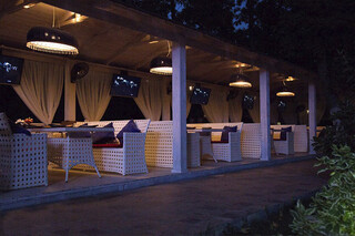 Bourbon Restaurant & Lounge bar