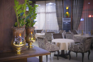 Bourbon Restaurant & Lounge bar