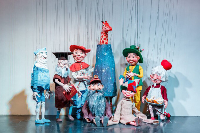 Новогодние праздники в театре Silk Route Marionettes