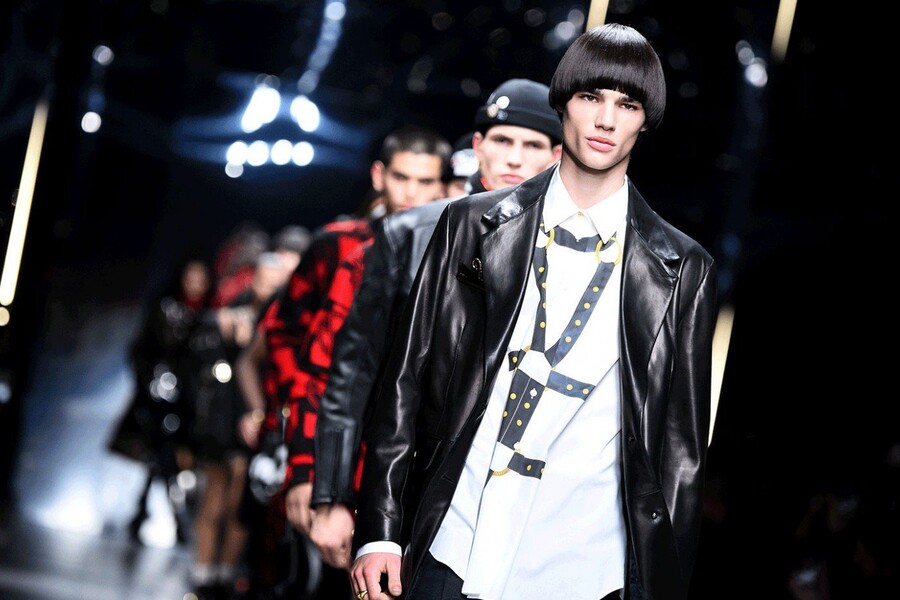 Versace представили новую мужскую коллекцию