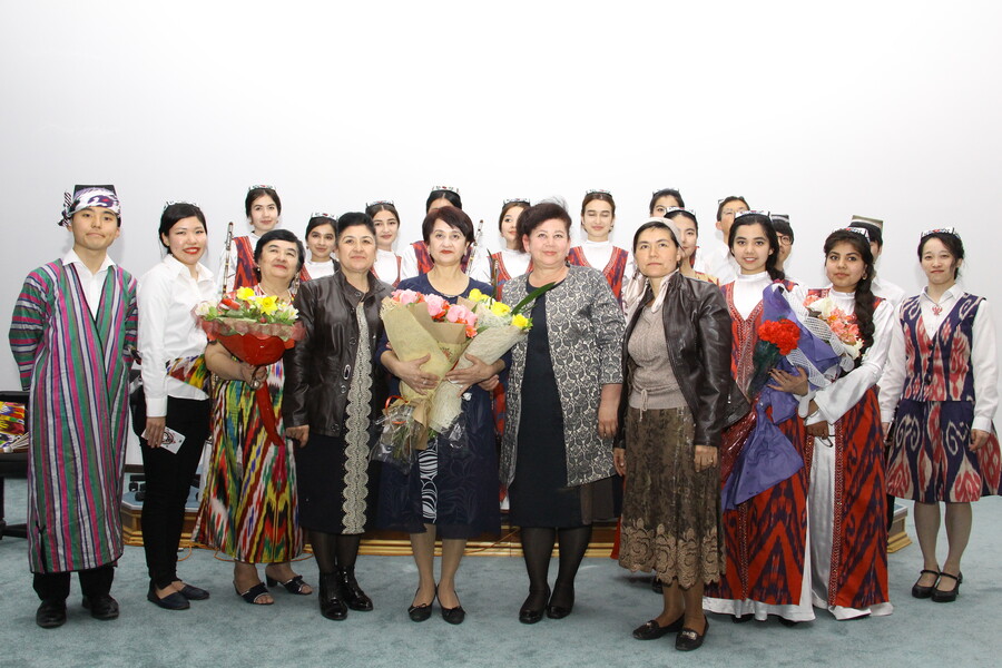 Концерт игры на дутаре в Узбекско-Японском Центре