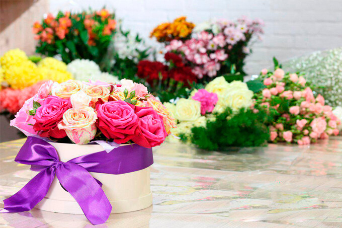 JustFlowers предлагает букеты цветов на любой случай