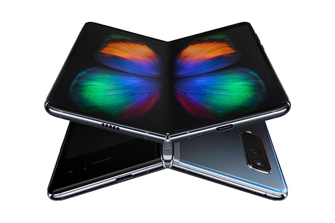 Samsung начнет продавать Galaxy Fold в сентябре