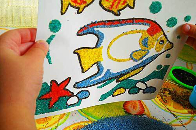 Детский мастер-класс «Рисунок на бумаге песком»