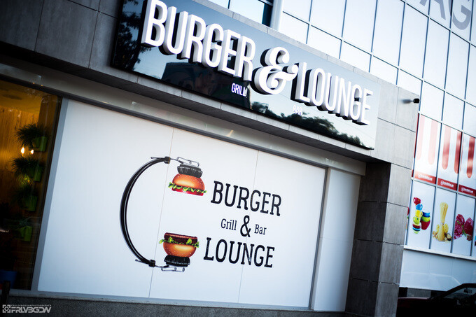 3 года Burger and Lounge grill bar