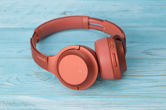 Наушники Sony h.ear on 2 Mini Red — звук на уровне