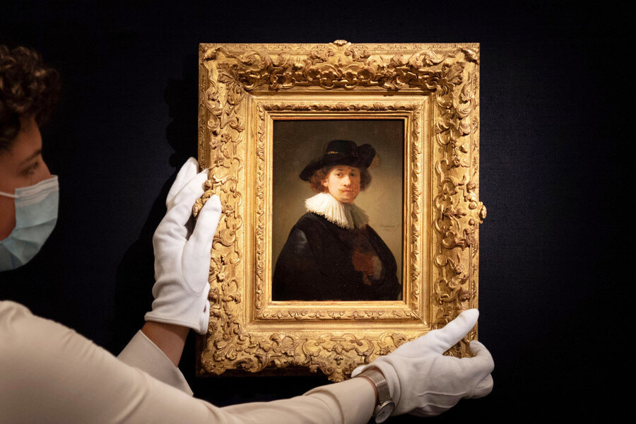 Автопортрет Рембрандта установил рекорд на аукционе Sotheby's