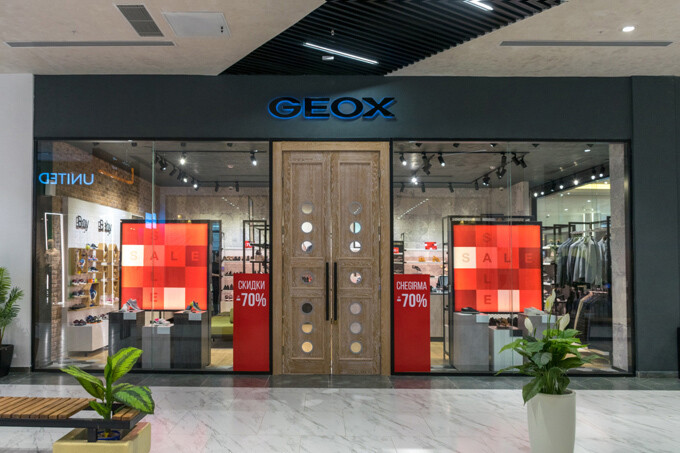 В ТРЦ Riviera прошло стильное открытие официального магазина GEOX