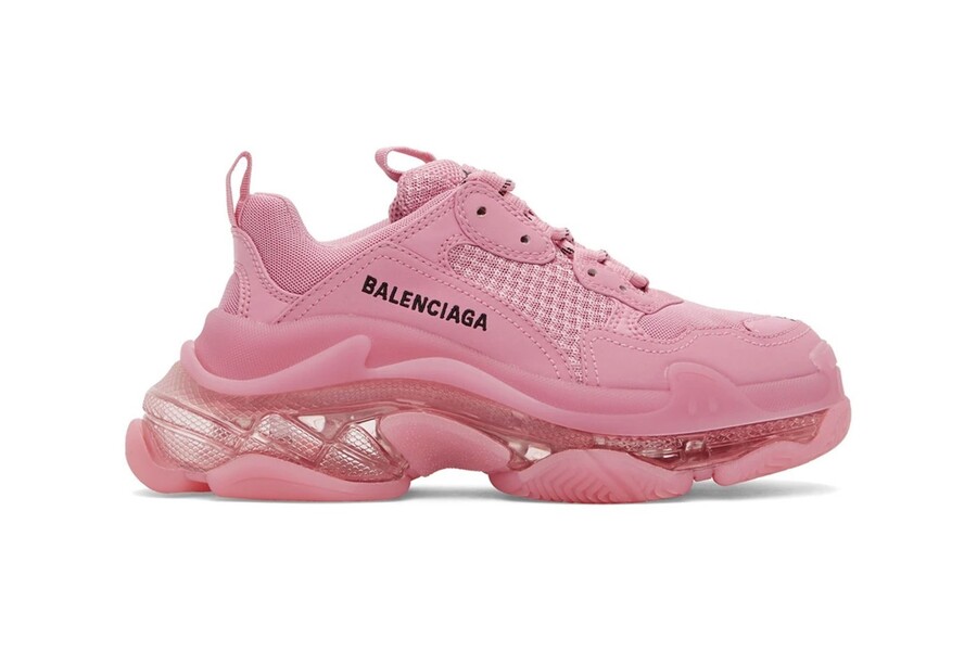 Balenciaga выпустили Triple-S в розовом цвете