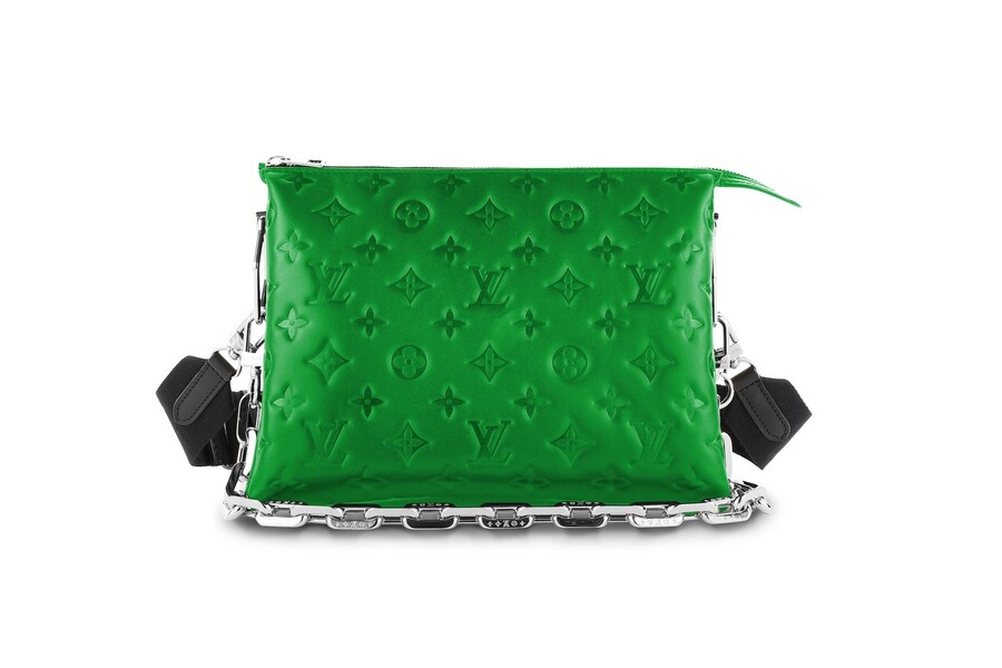 Louis Vuitton показали весеннюю коллекцию сумок