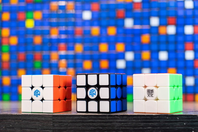 Онлайн-занятия по кубику Рубика