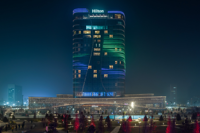 Hilton Tashkent City приглашает вместе провести новогоднюю ночь