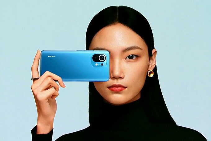 По пути Apple: Xiaomi представила Mi 11 без зарядки