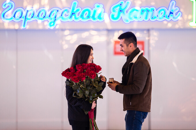 Love is in the air: на городском катке сделали предложение