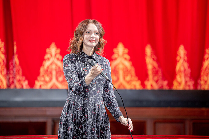 Видимое искусство: Ирина Безрукова прилетела в Ташкент и озвучила балет «‎Лебединое озеро»