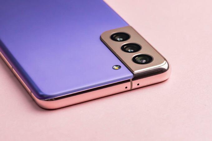 Тест-драйв Samsung Galaxy S21: чем хорош, а чем нет новый красивый и компактный флагман