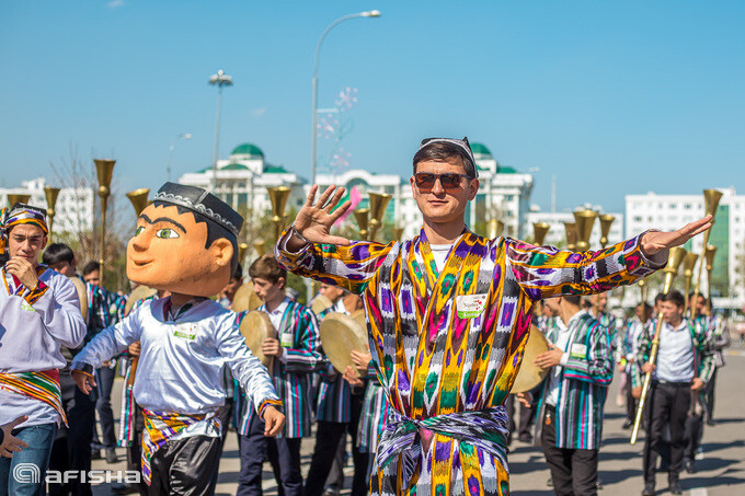 Навруз в ТРЦ Shahar Outlet