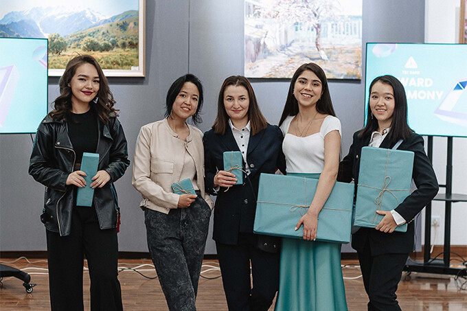 TBC Bank наградил победителей и участников конкурса «Создай настроение в TBC Bank Uzbekistan»