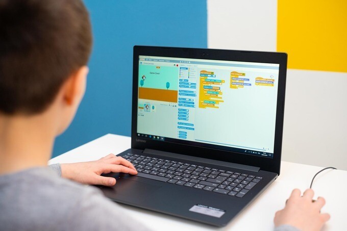 Бесплатные уроки курса детского программирования Scratch